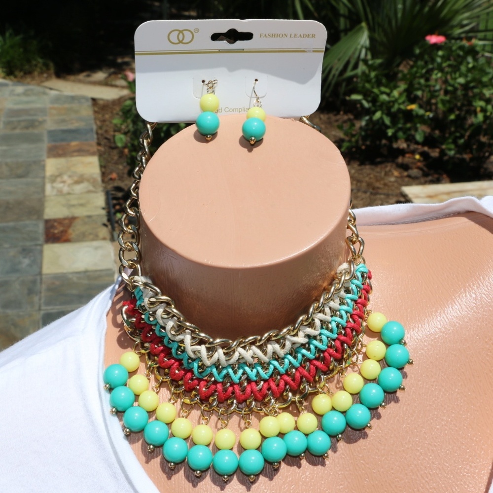 NEW Tropical Boho Bead Statement Necklace Set Wow!